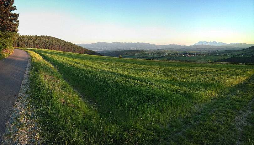 Solina - widok na Tatry